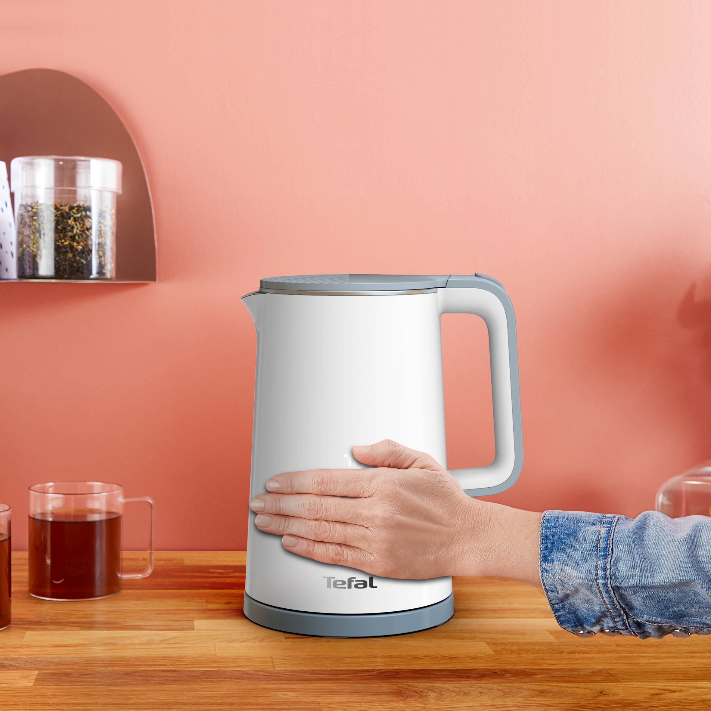 Rýchlovarná kanvica Tefal Sense KO693110 1,5 l