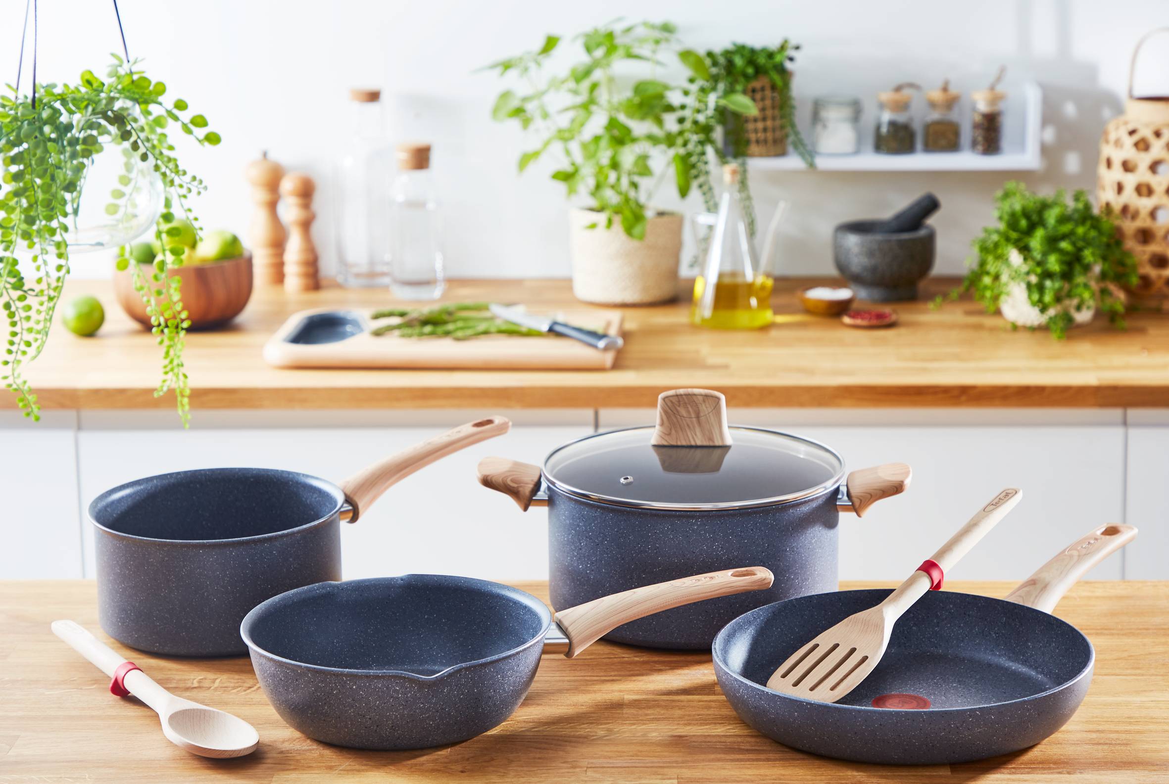 Súprava panvíc Tefal Natural Force G2669082 2 ks 20/28 CM