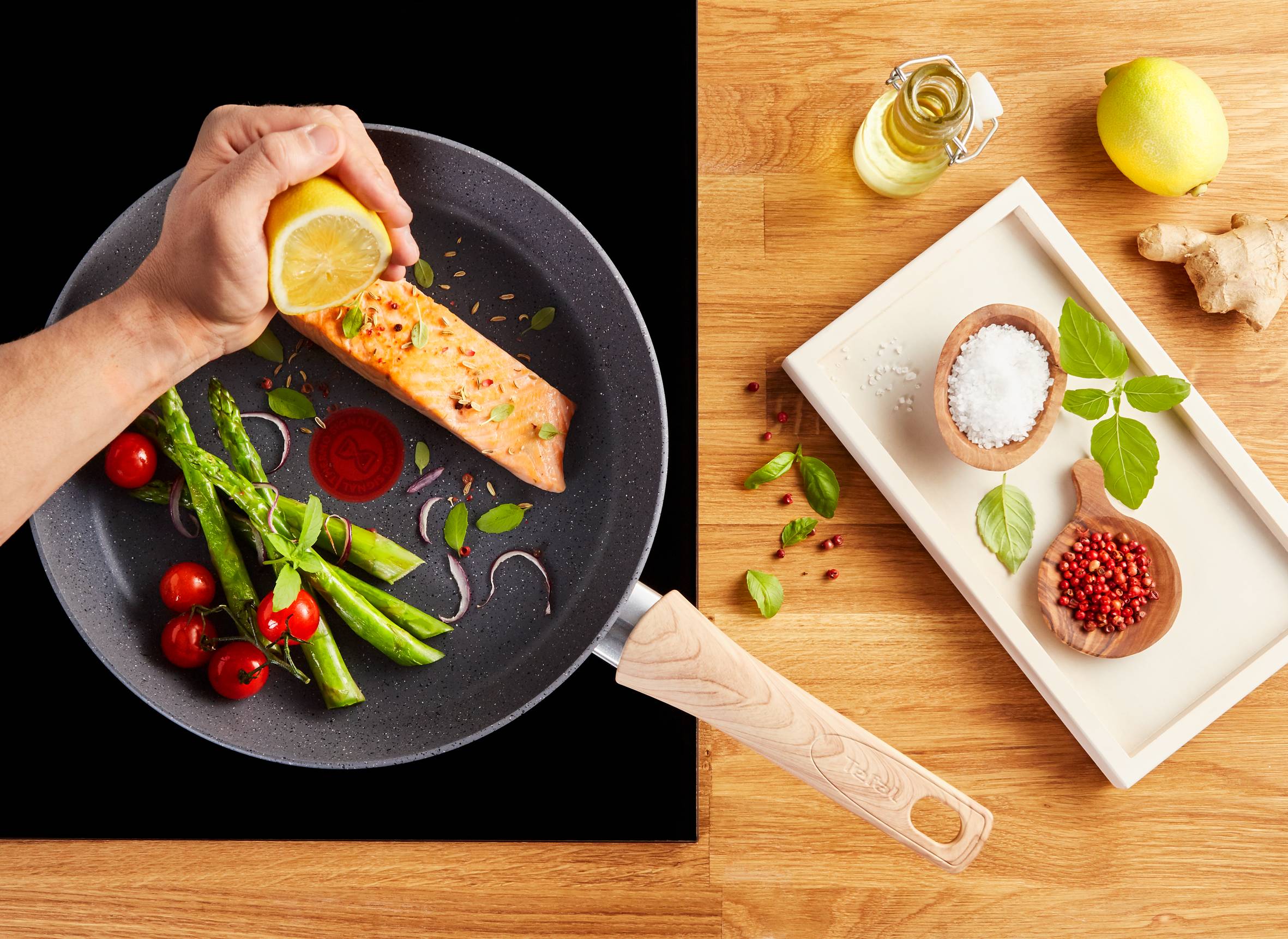 Panvica Tefal Natural Force G2660772 30 cm