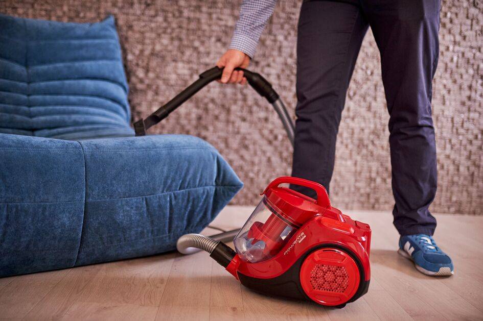 SWIFT POWER CYCLONIC RO2913EA červený