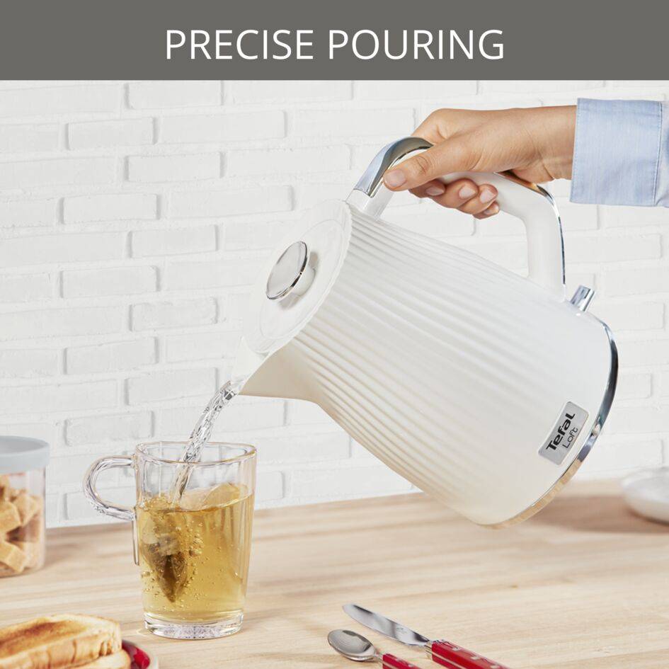 Rýchlovarná kanvica Tefal Loft KO250130 Biela 1,7 l