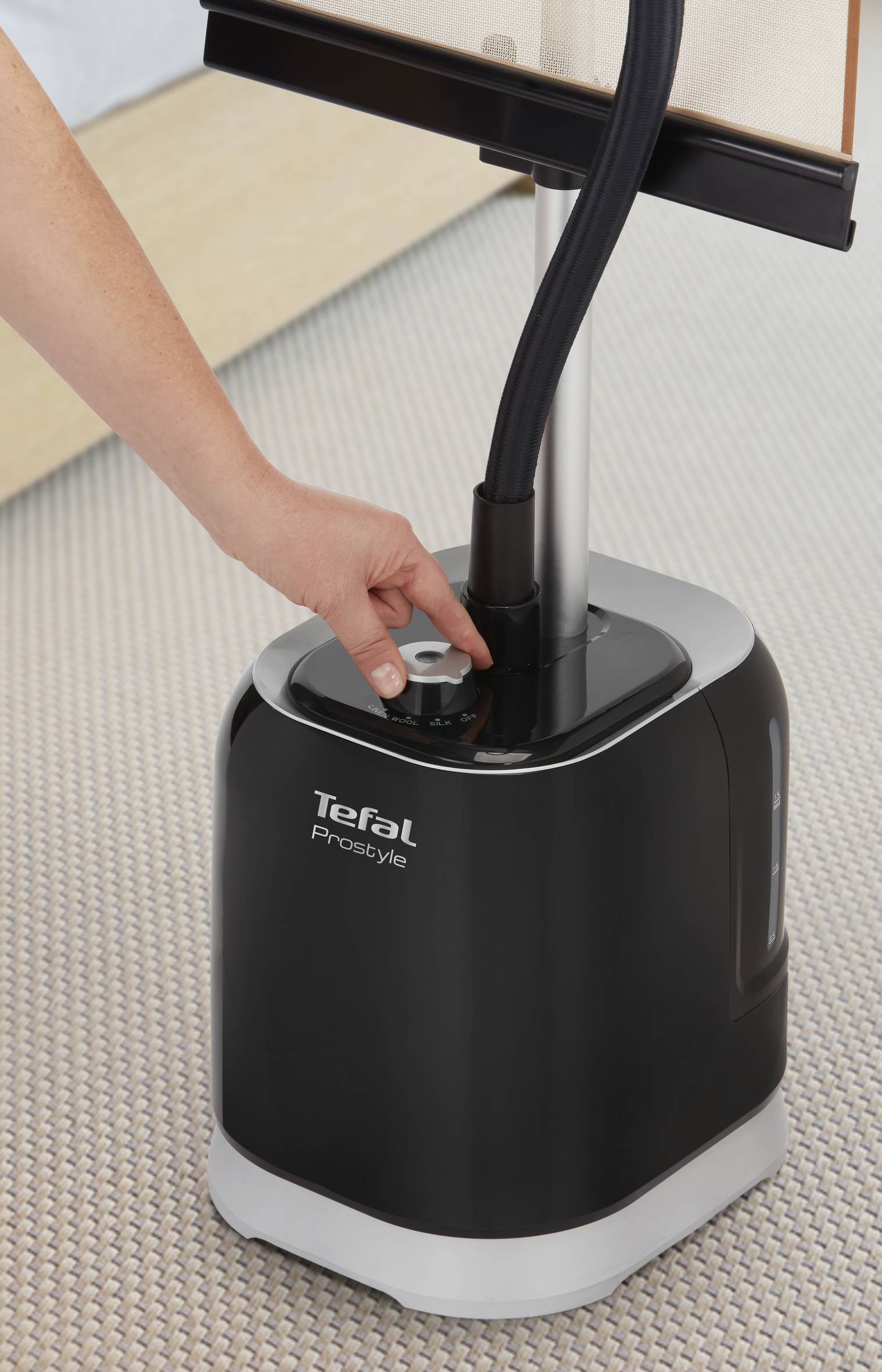 Naparovač odevov Tefal Pro Style IT3440E0 Strieborný/Čierny