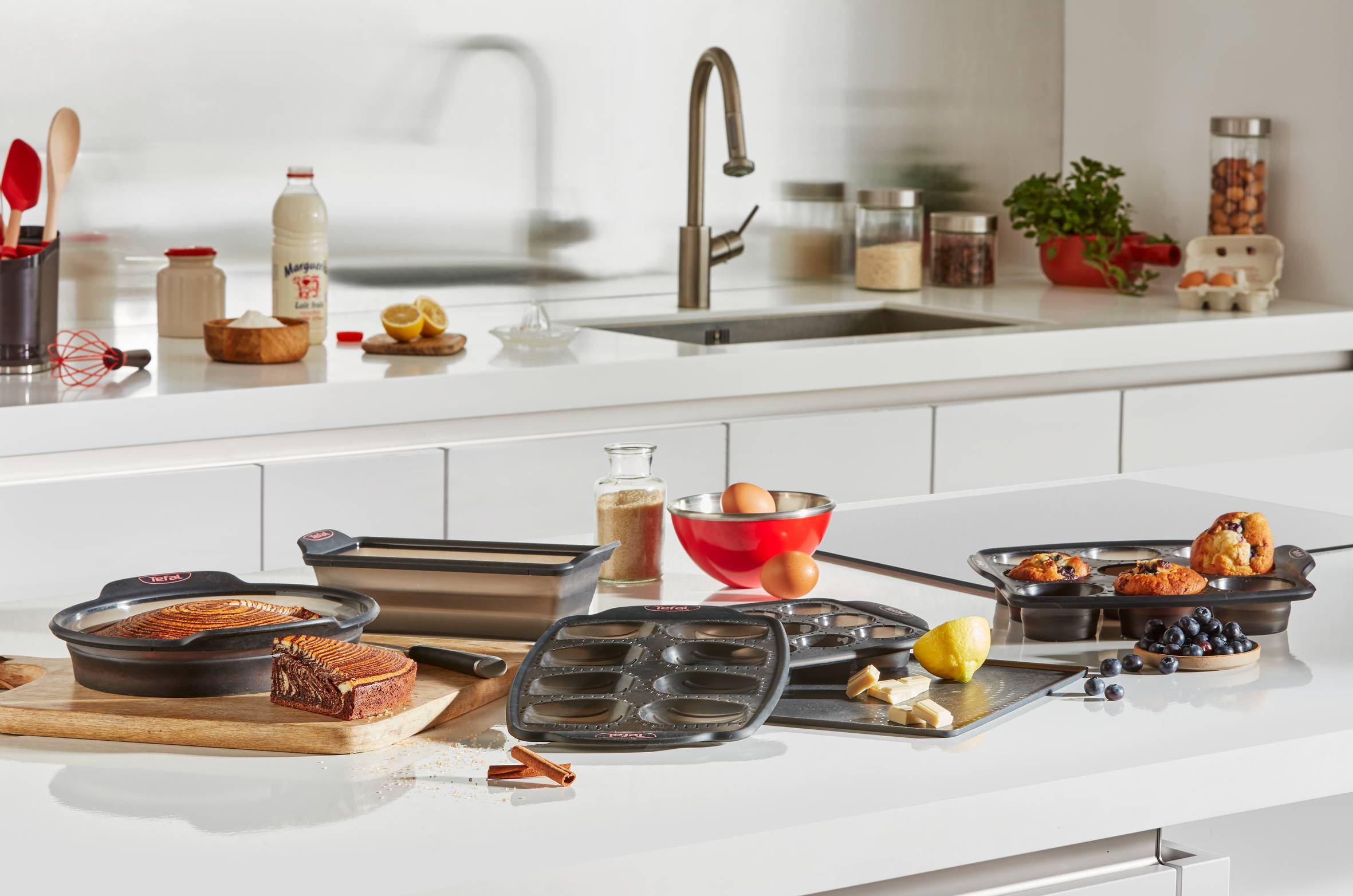 Forma na biskupský chlebíček Tefal Crispybake J4170414 Sivá 24 cm