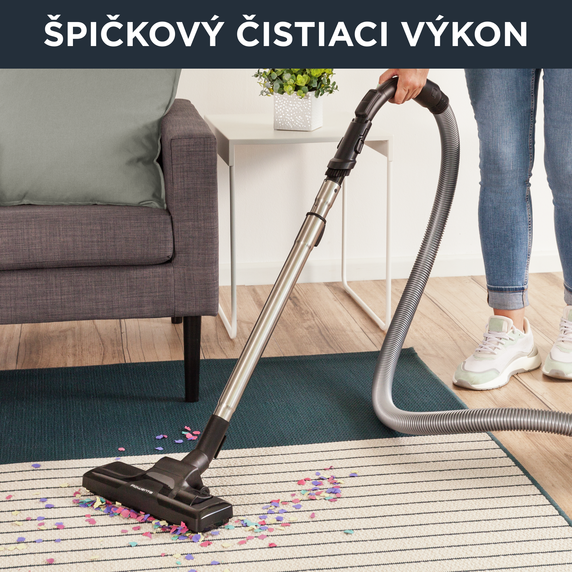 COMPACT POWER XXL CYCLONIC RO4853EA červený